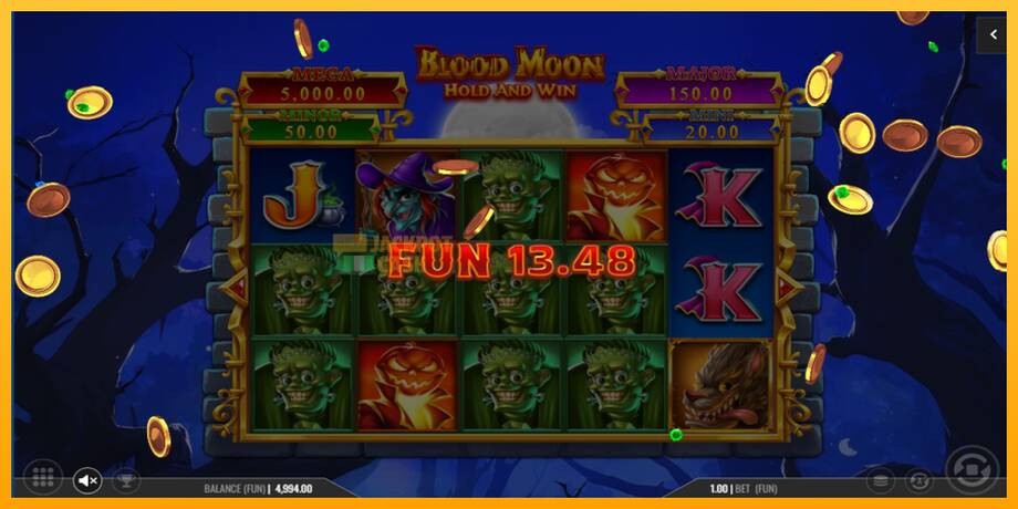 Blood Moon Hold and Win машина за игри за пари, слика 3